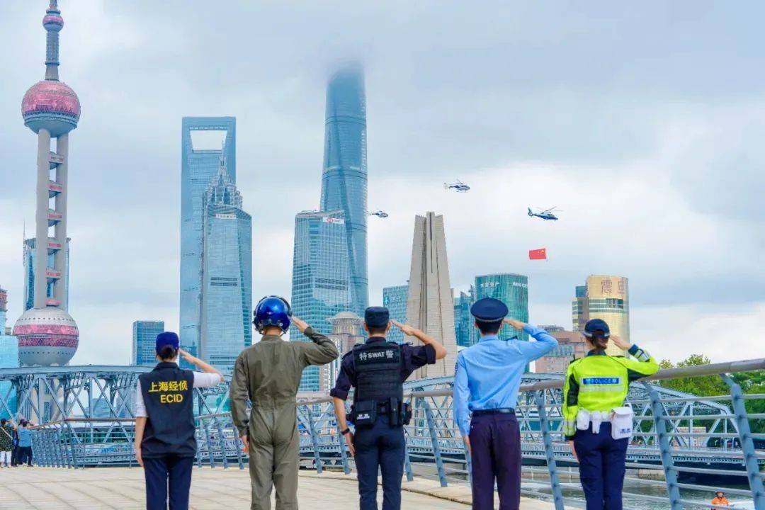 扣6分罚5000！隔夜饭吃进ICU！不开火烧可乐鸡翅凯发k8沪再添中运量公交！覃海洋成绩被取消！女子代(图7)