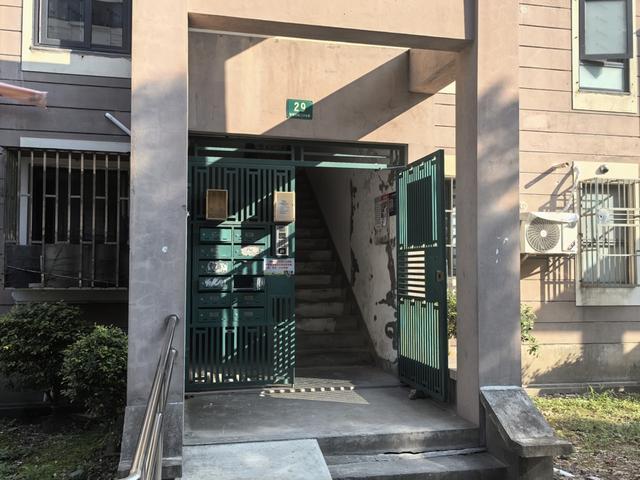 是政府早年统一改造实事工程该如何“善后”凯发·k8国际浦东多个小区门禁同时瘫痪又(图5)